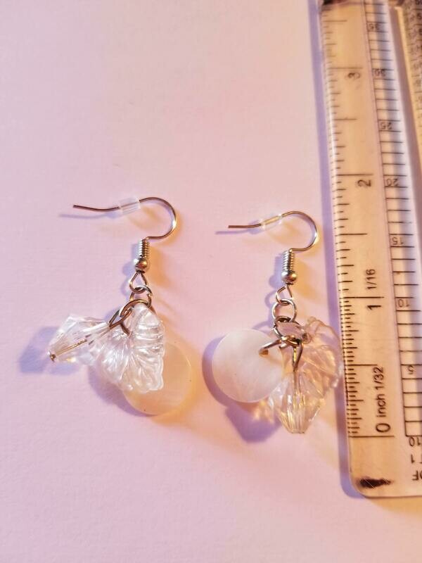 Clear Plastic Heart Leaf  Earring