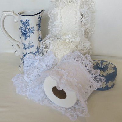 Lace Double Toilet Roll Holder