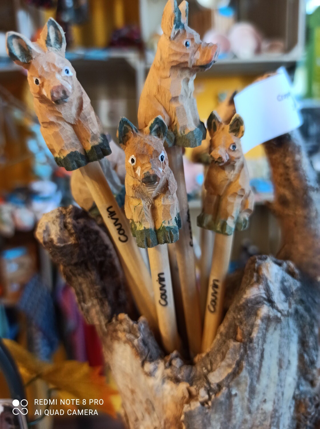 Crayon bois avec têtes d'animal - Couvin