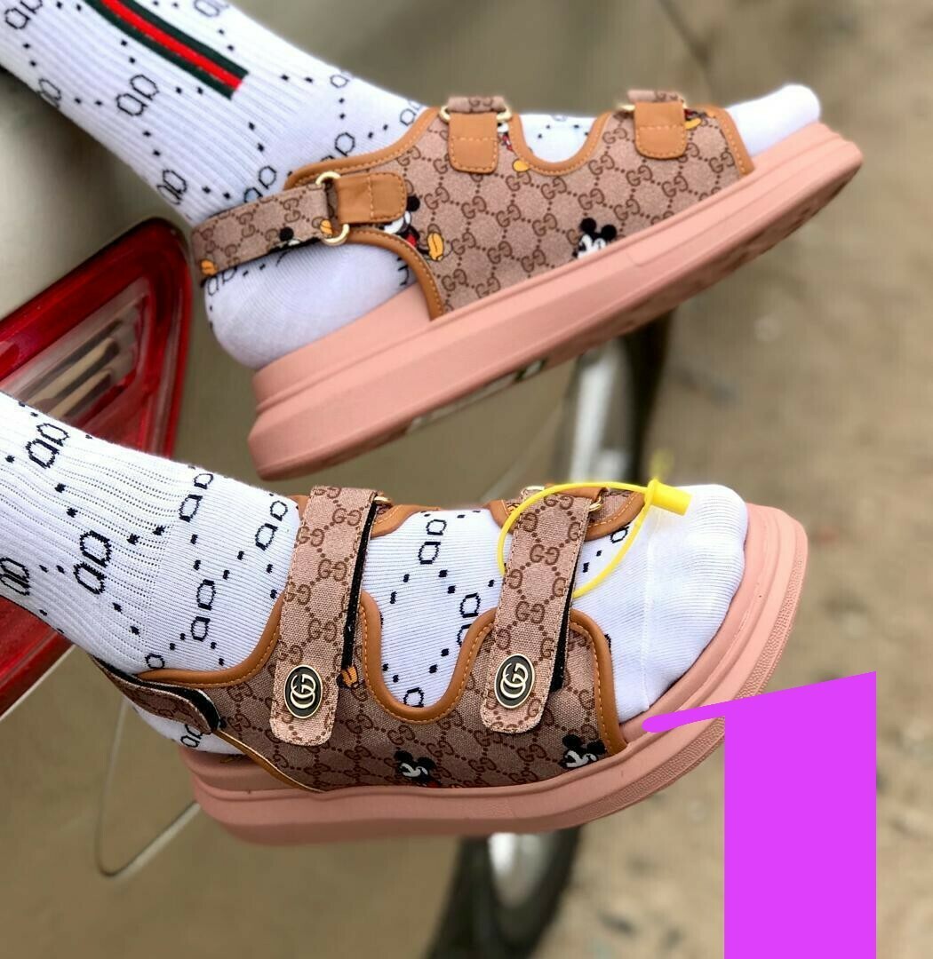 Men&#39;s sandal