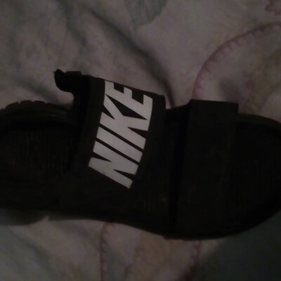 Nike unisex sandals