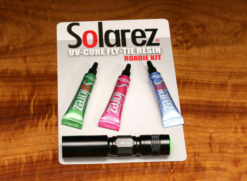 Hareline Solarez Roadie Kit W/ Mini UVA Flashlight