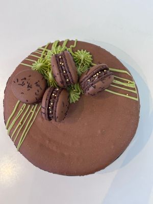 Dubai Chocolate Pistachio Macaron Cake