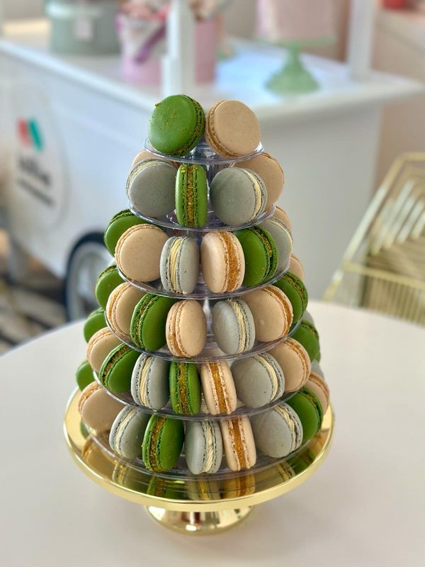 Build-Your-Own Macaron Tower - 6 levels