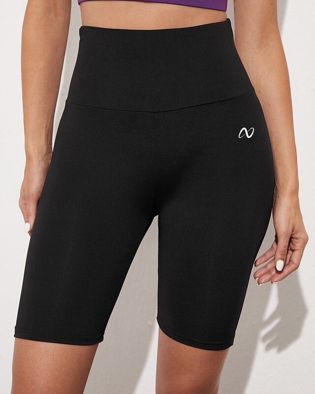 Wide Waistband Scrunch Butt Biker Shorts
