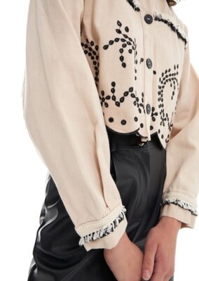 Crop denim jacket