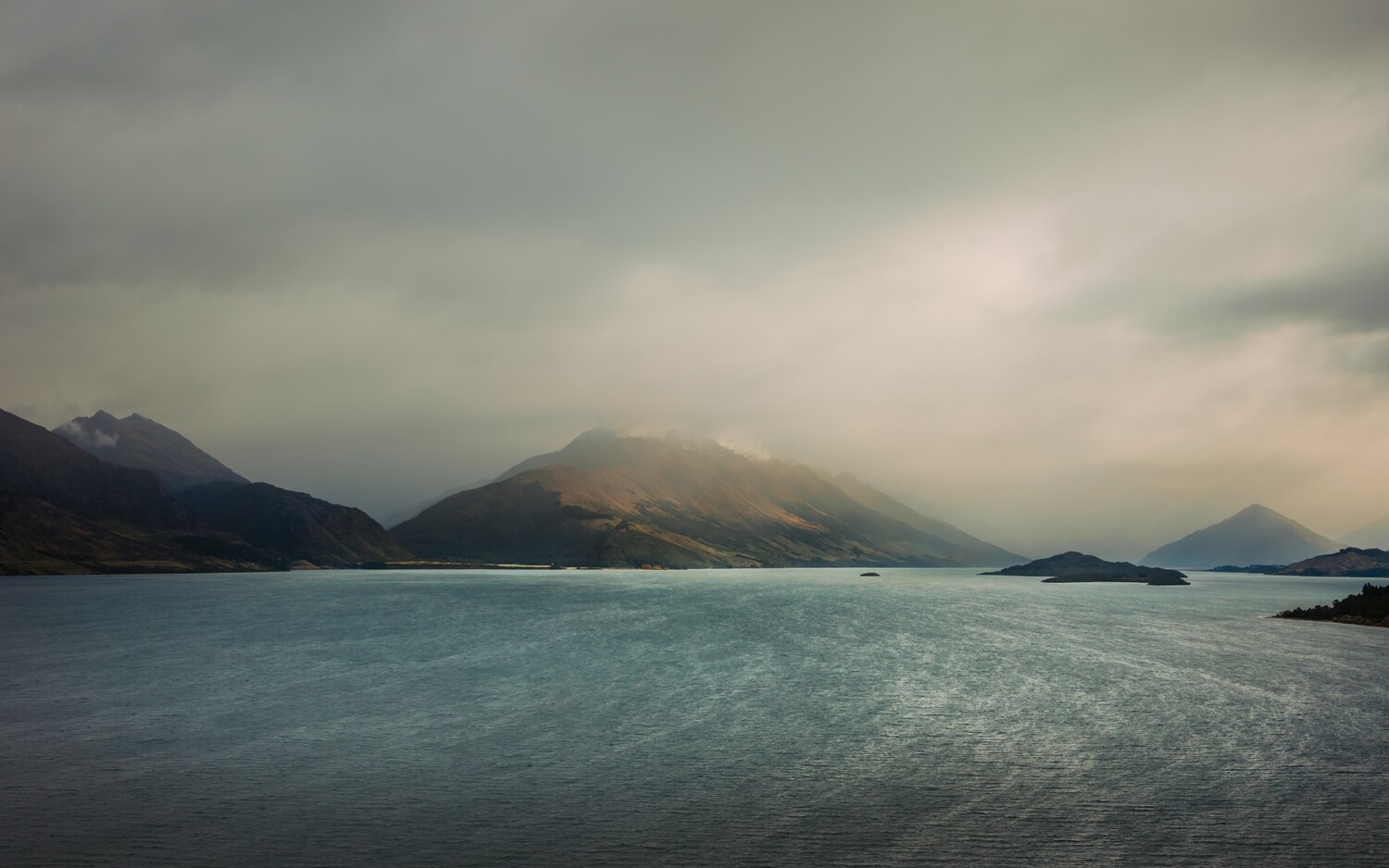 Towards Glenorchy