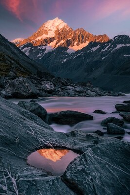 Aoraki Mt Cook Hooker Lake Reflection