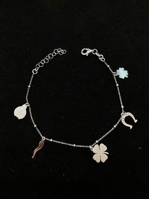 Braccialetto con Elementi Portafortuna in Argento 925