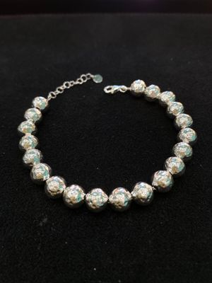 Bracciale Sfere Martellate in Argento Bianco Naturale