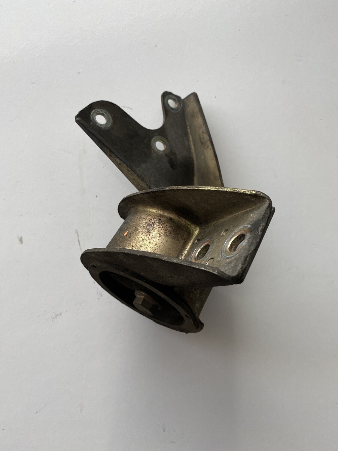 Support moteur arg w450. Q0003148v012000000