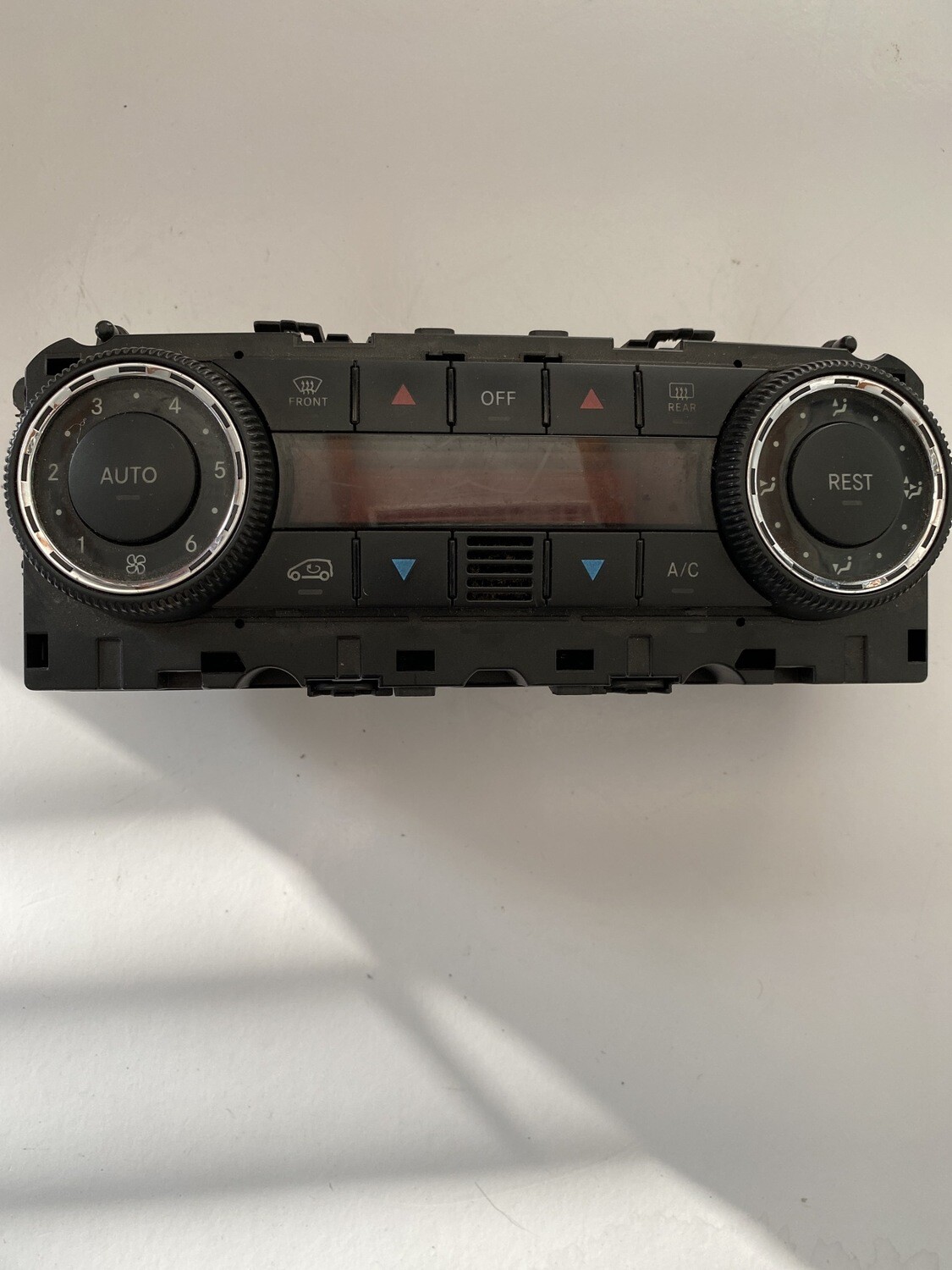 Clavier clim auto w169                       A169 830 14 85