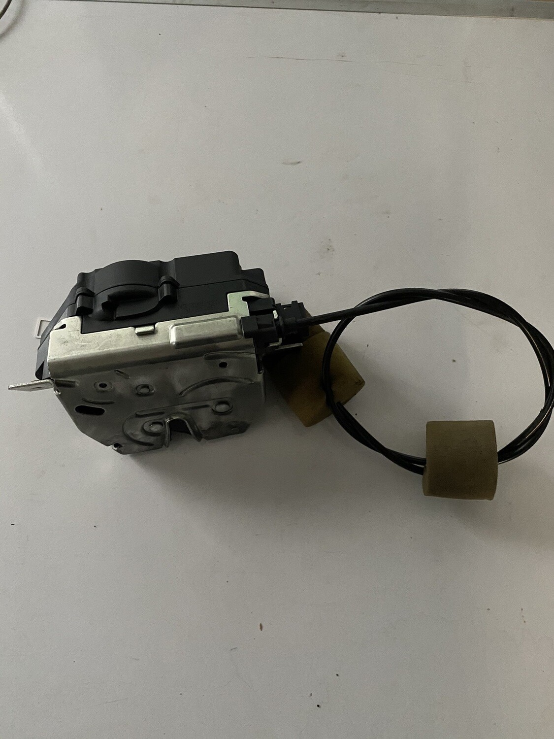 Serrure coffre w164/w251