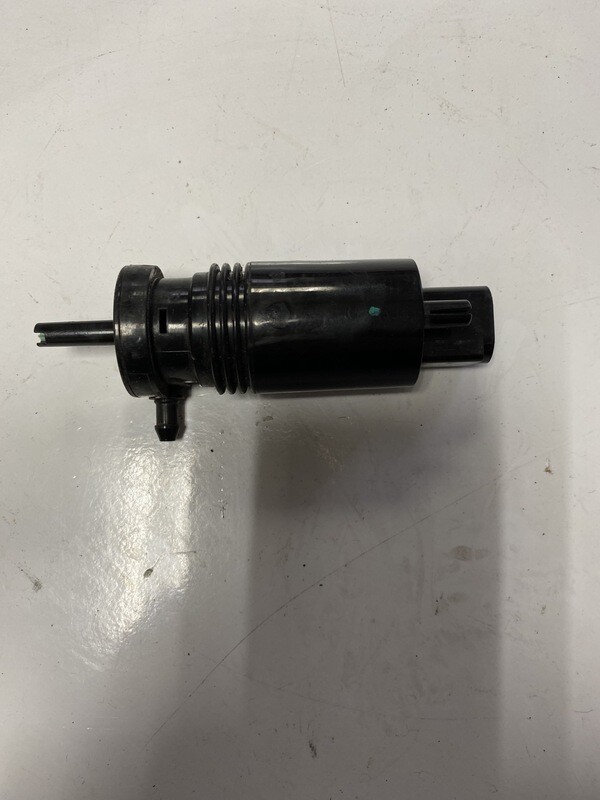 Pompe lave-glace w