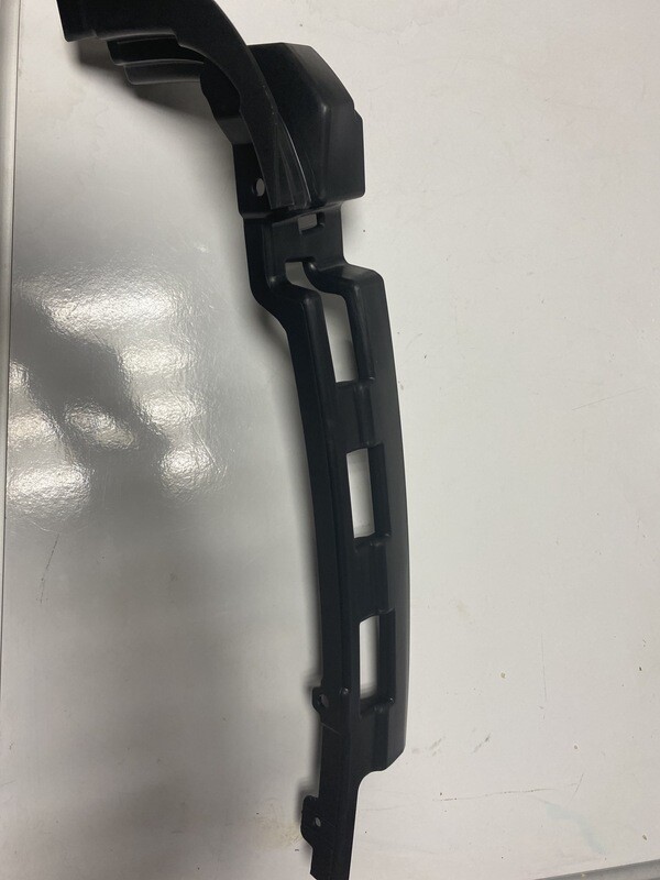 Rail pare choc AV/ A1568851821