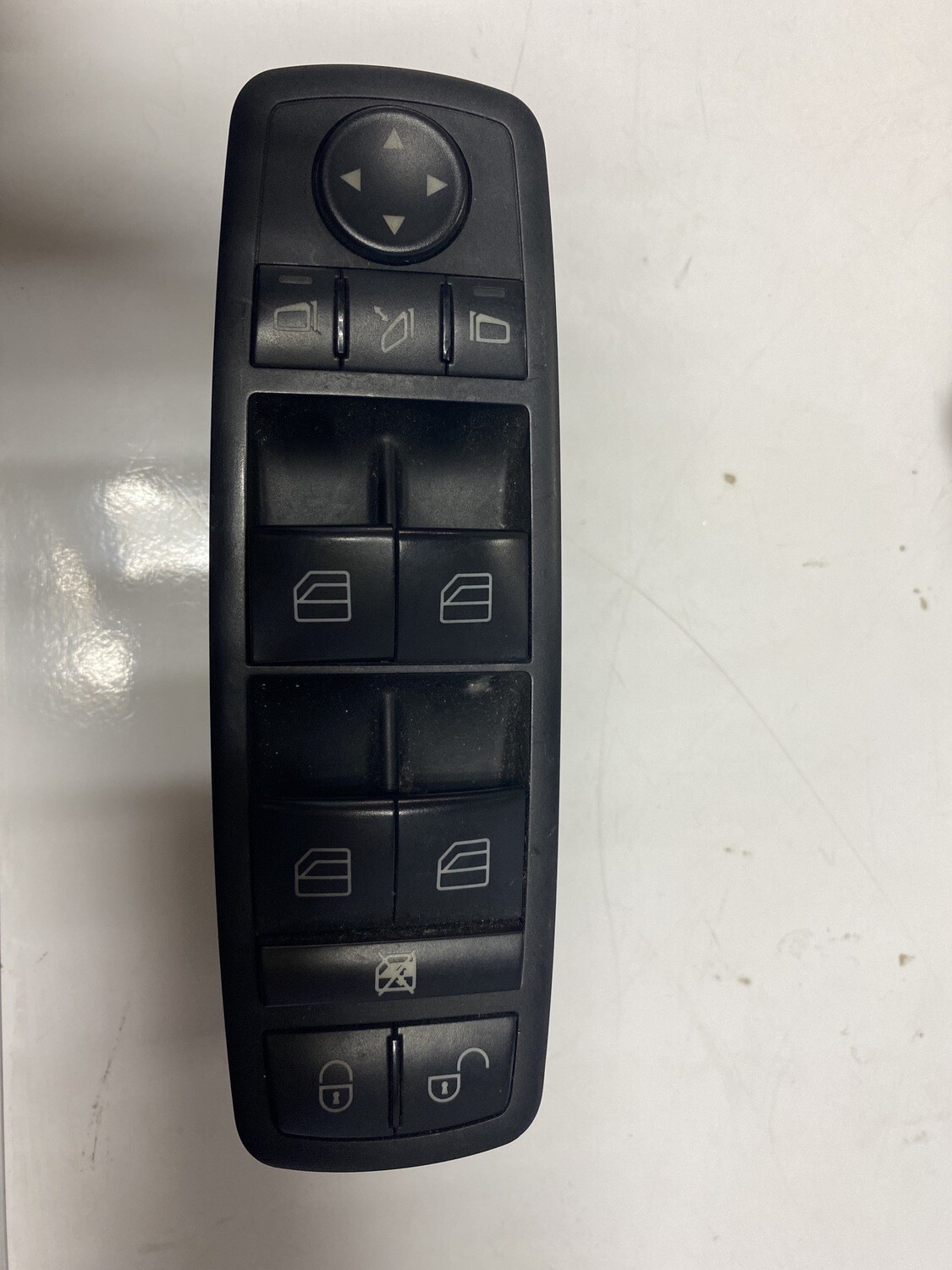 Bouton commande lève A1698206710 