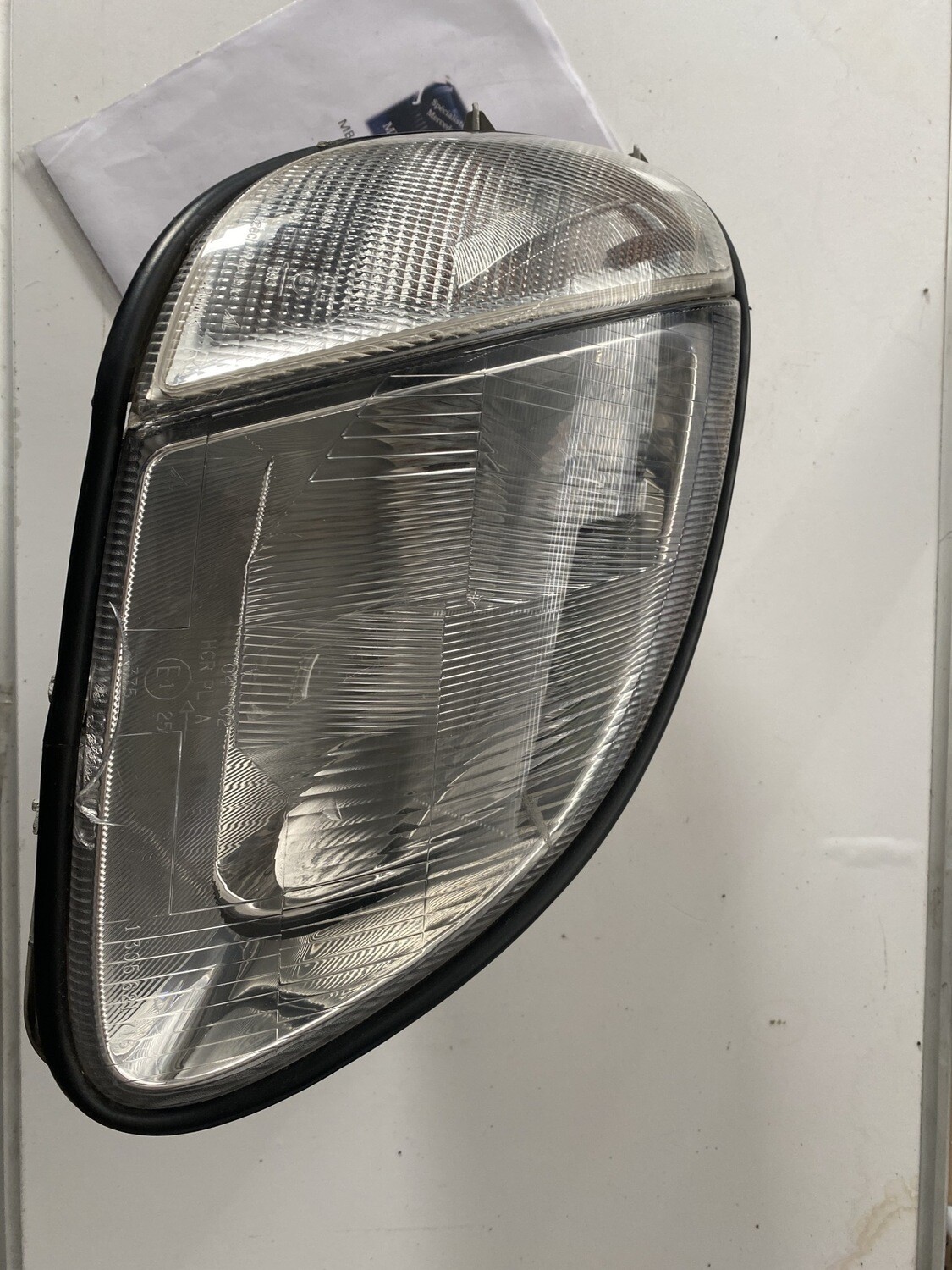 phare avant droite A1708202461 w170 82