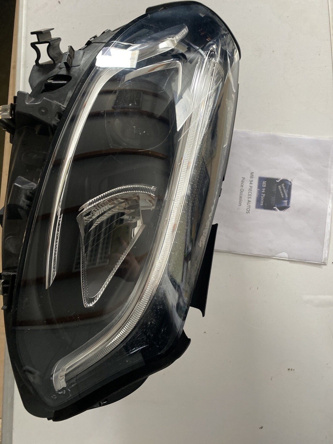 phare avant droit A2469062801 w246 90