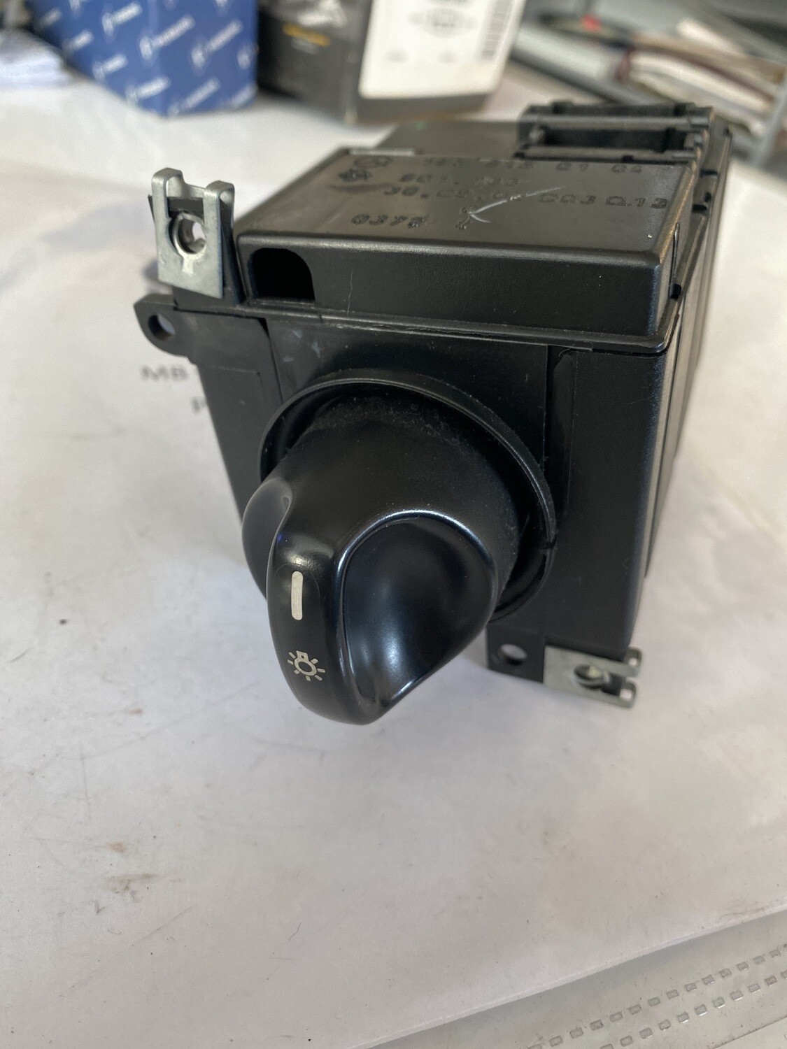 Interrupteur de lumière w168