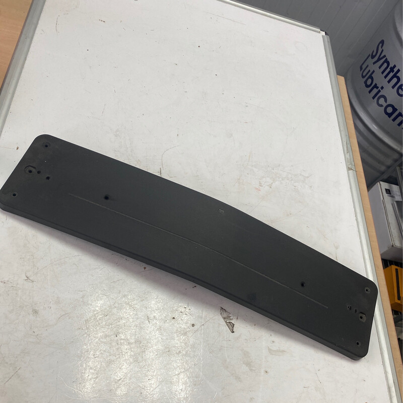 Support de plaque police av w204