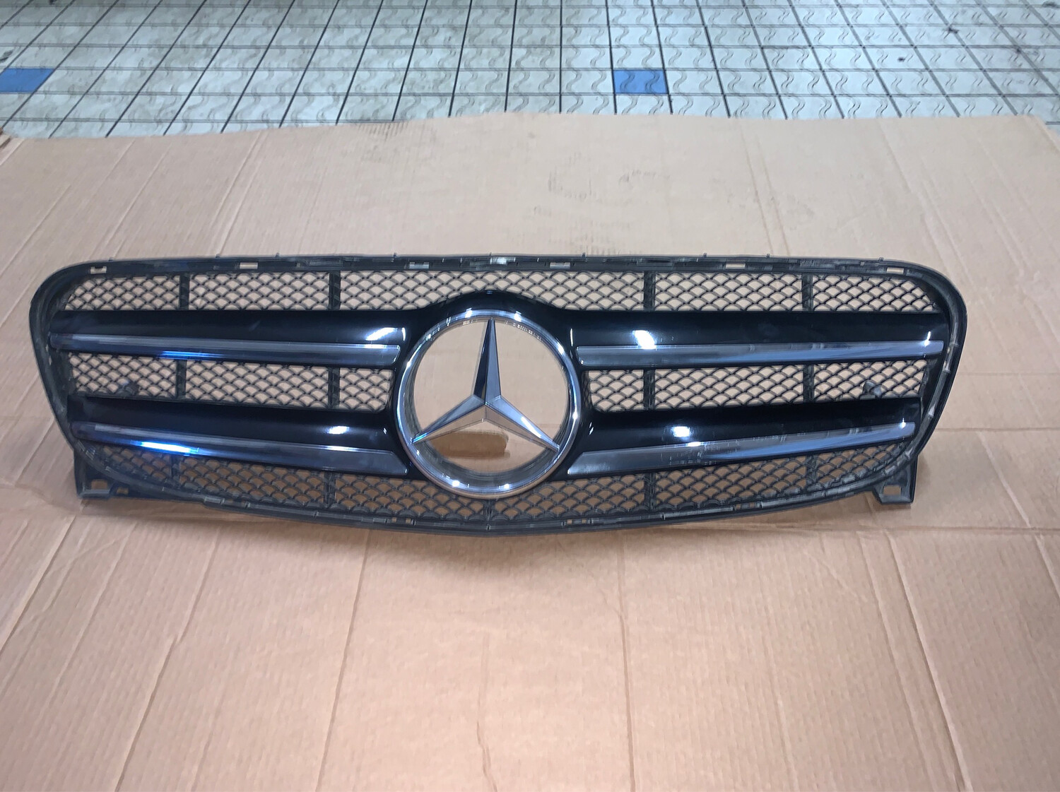 Calandre Mercedes GLA / GLE