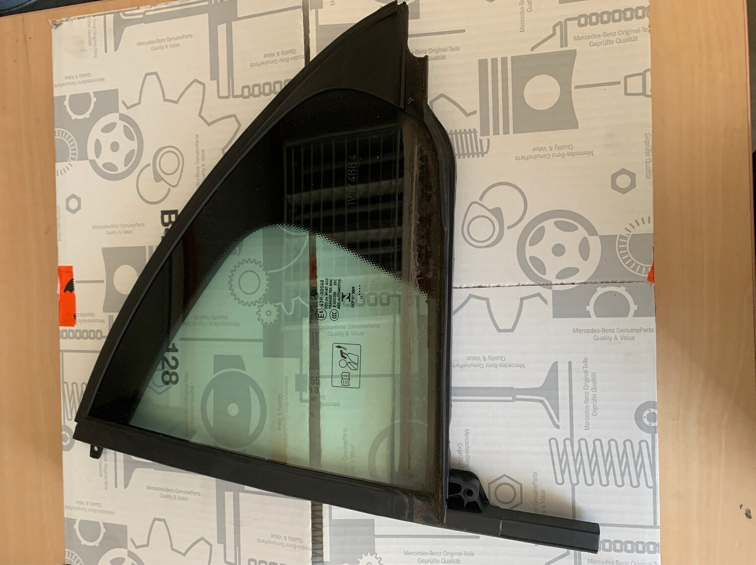 Vitre latéral ARG Mercedes w176