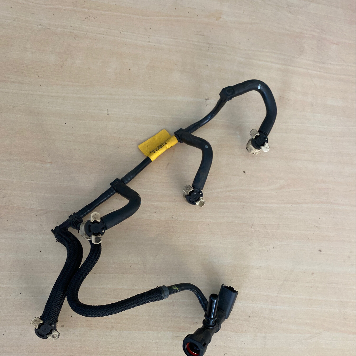 conduite retour carburant A6070700332