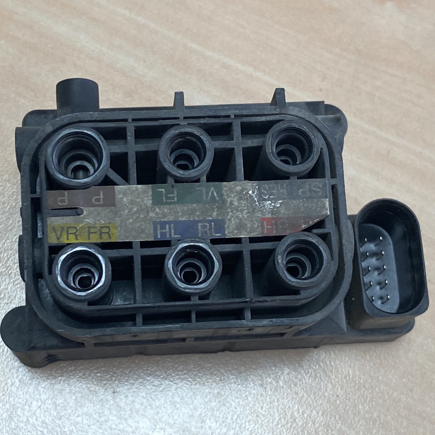 bloc de valves A2123200358 w212 58