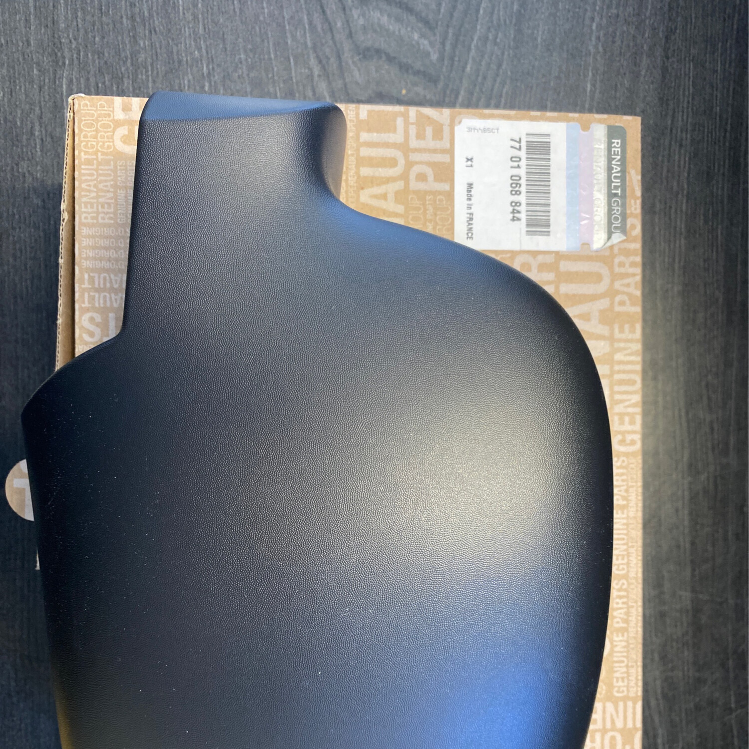 Coquille rétro gauche kangoo réf 7701068844 -cmb