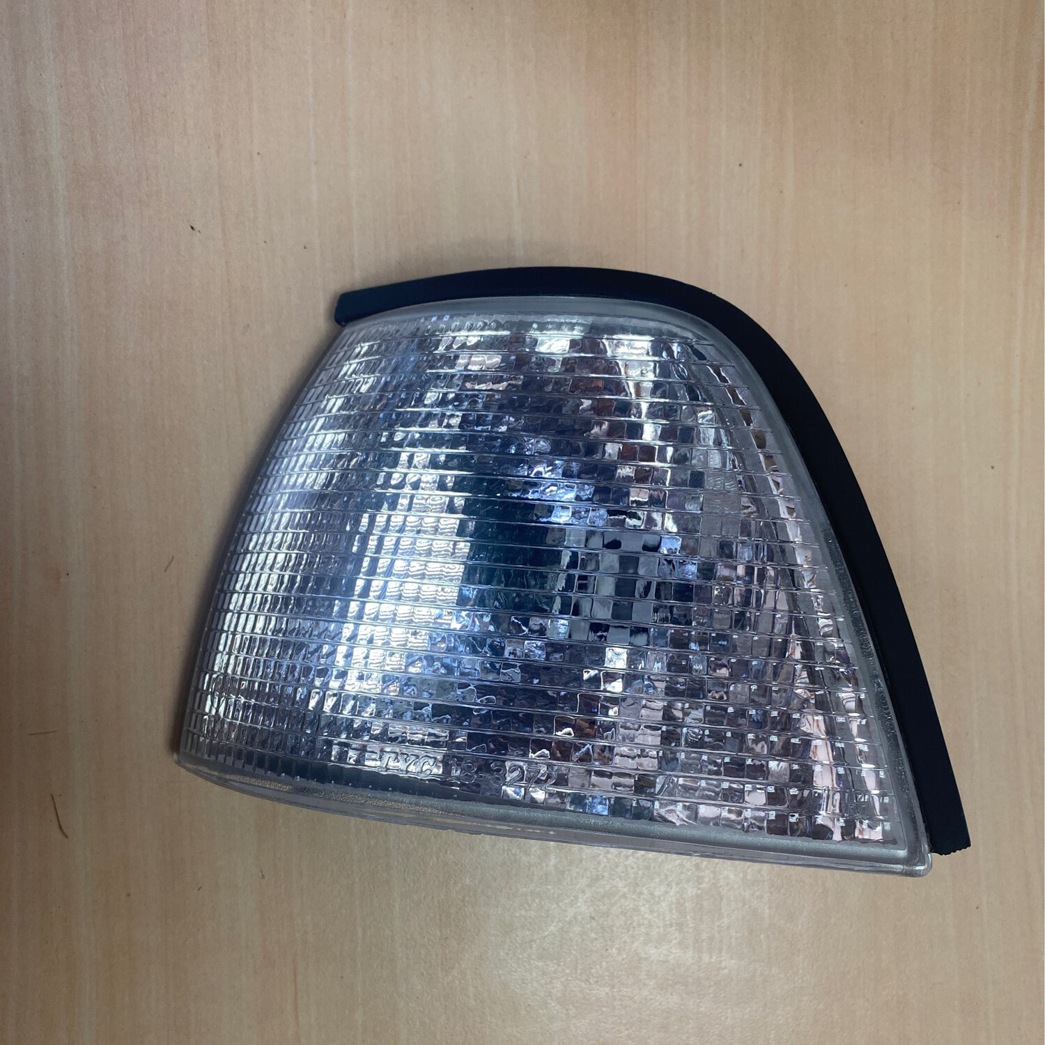 clignotant avant gauche BMW e 36 18-3272b