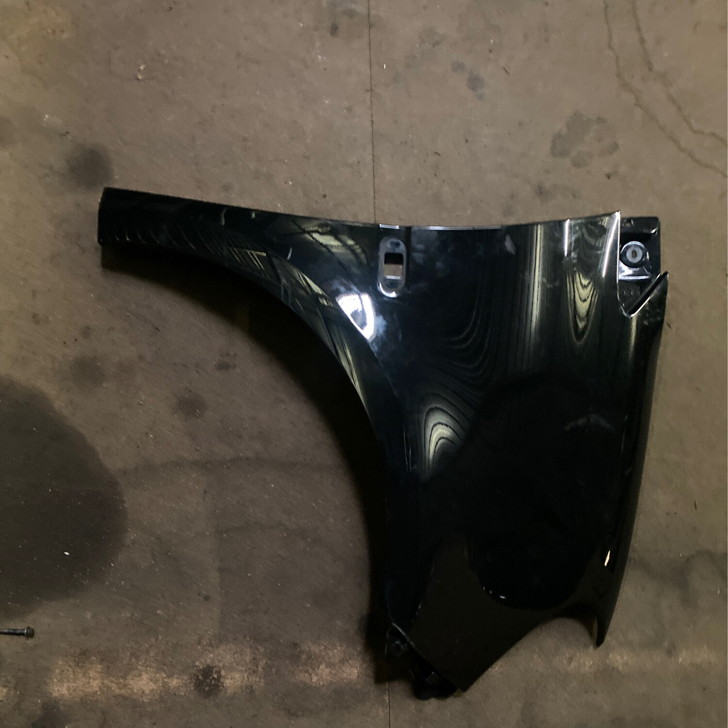 garde de boue avant droite A4538810201 w453 01