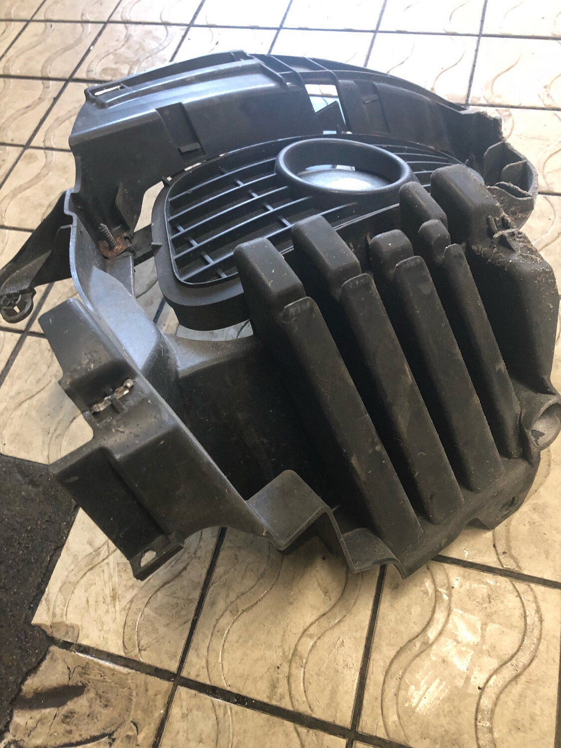 Anti brouillard gauche A1698850722 w169 22