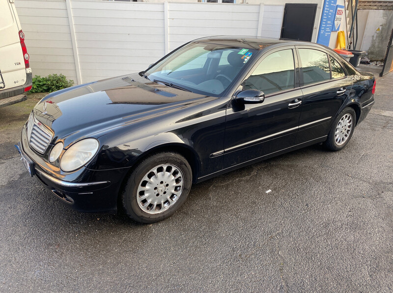 Mercedes 280 cdi 2005 v6 cdi attelage d origine 