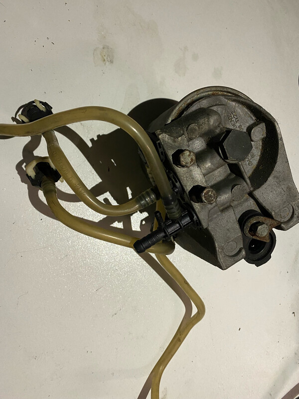 Boitier filtre carburant A6010920408 w638 08 VITO 