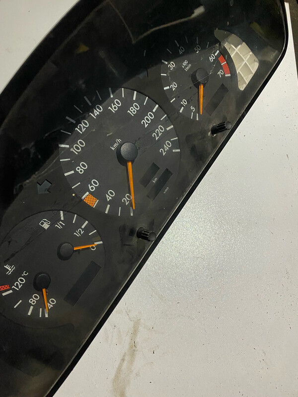 compteur 2025404811 w202 11 C36