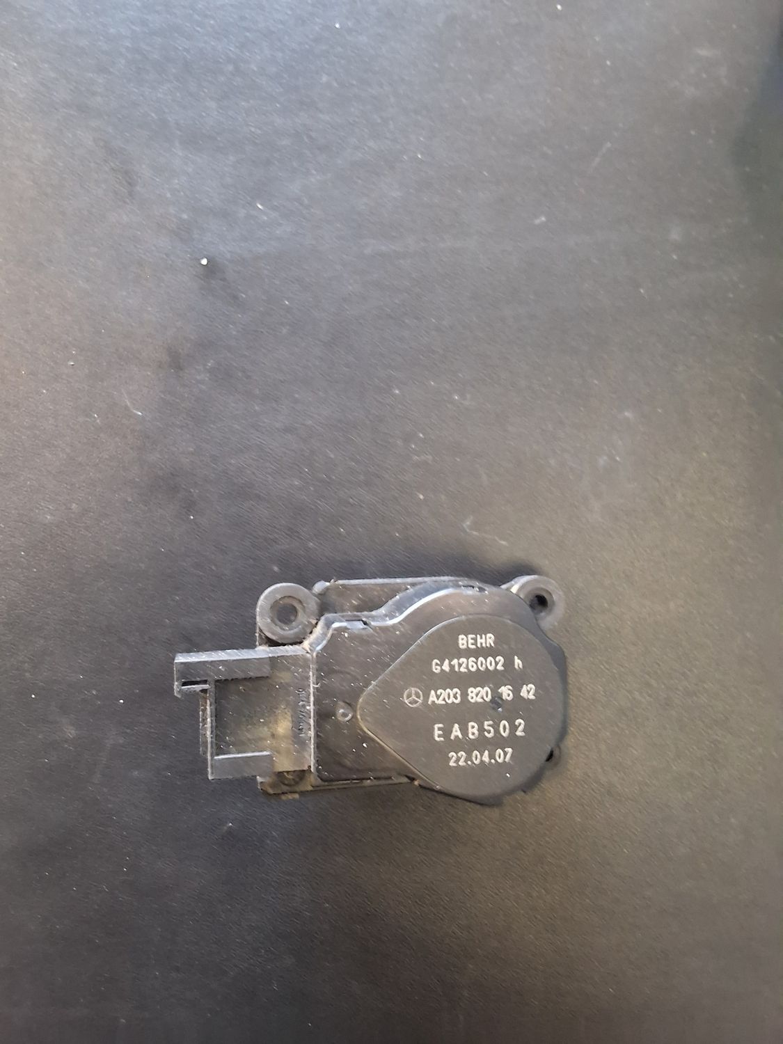 Moteur électrique A2038201642