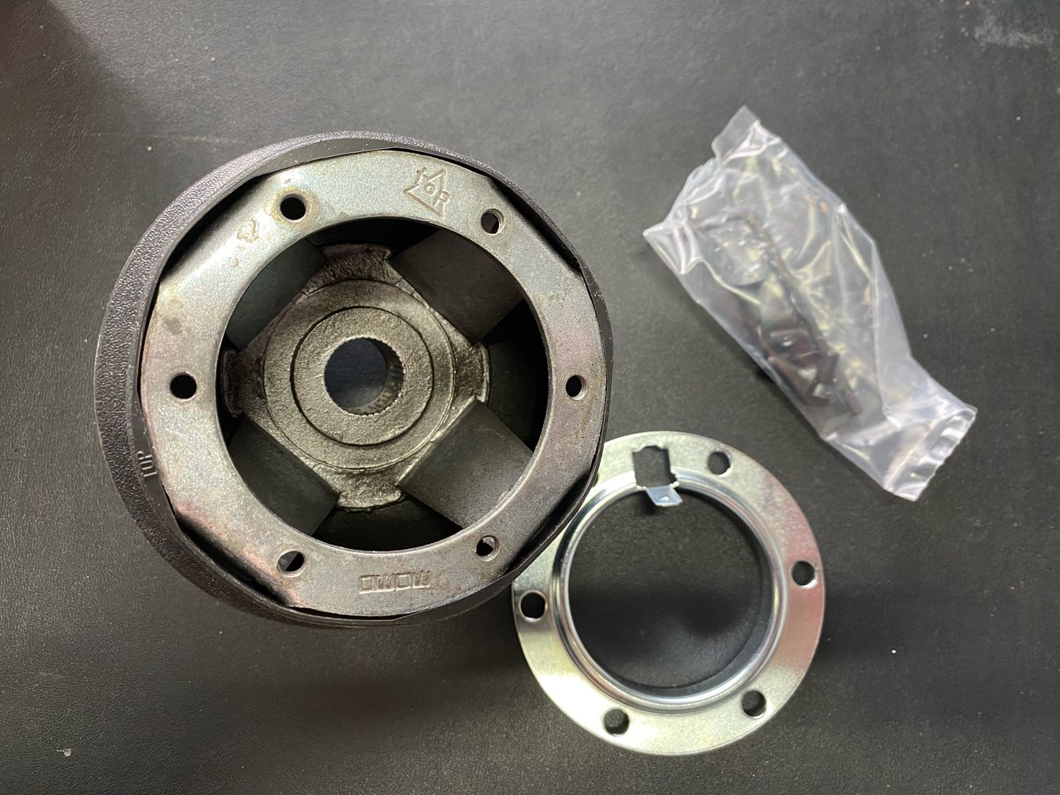 Adaptateur de volant 12115117213