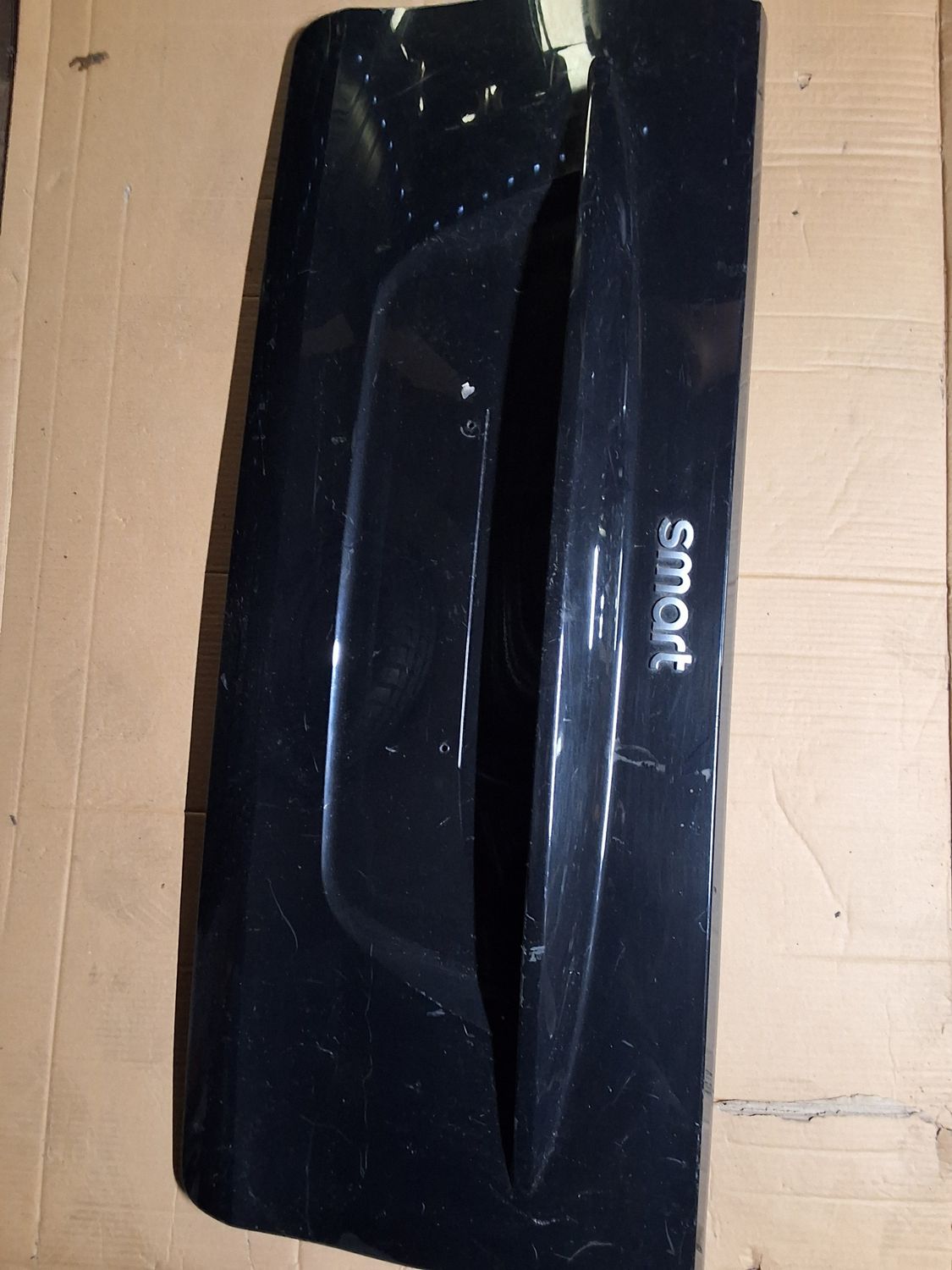 Hayon W451 noir rayures 