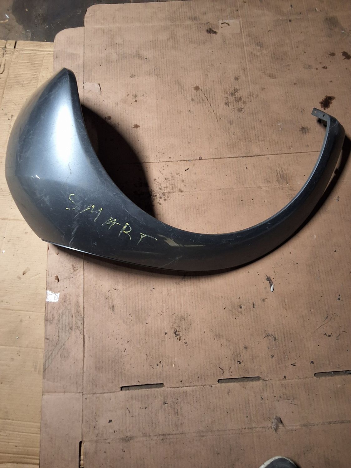 Aile arrière gauche gris w454 