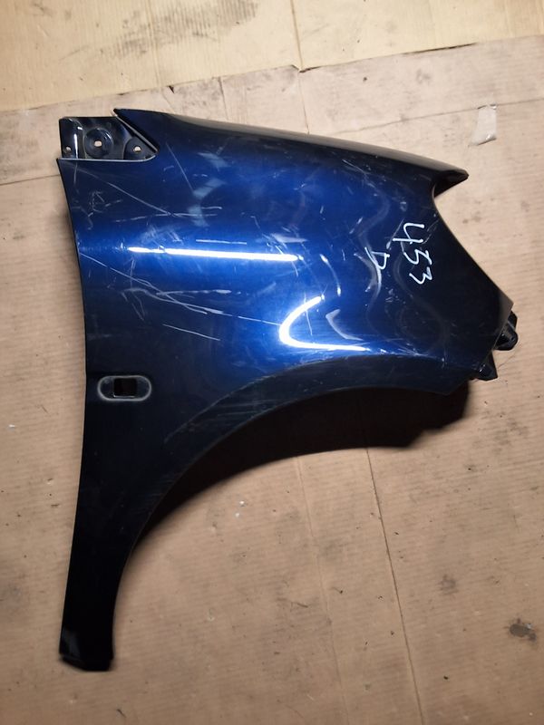 Aile avant droit w453 bleu nuit 