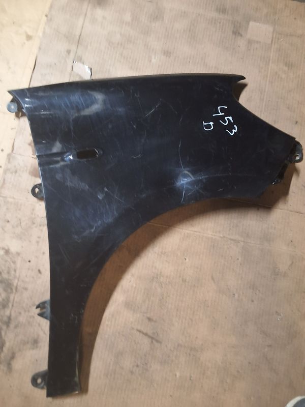 Aile avant droit noir w453 rayures 