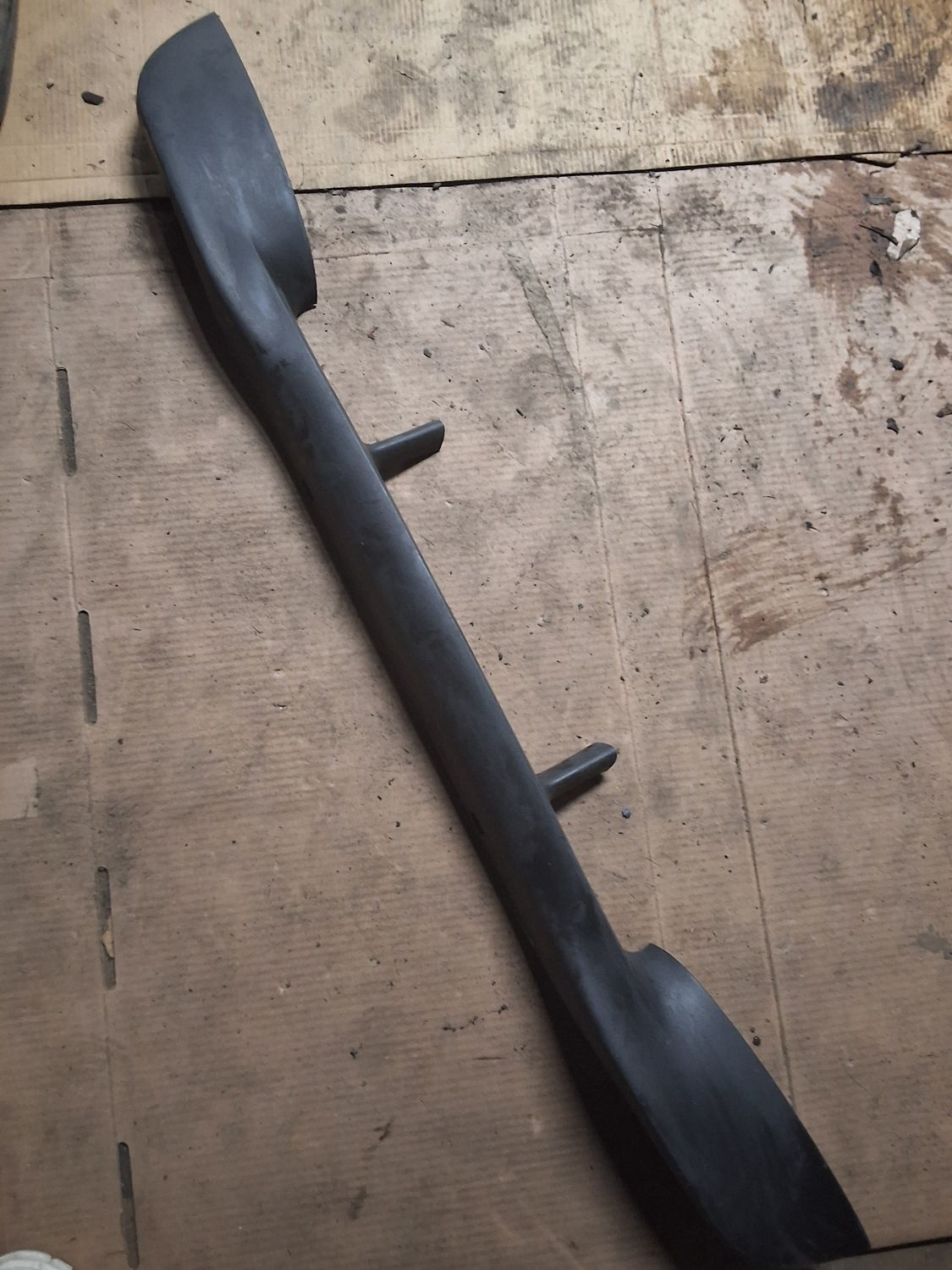  spoiler PC avant w450 noir 