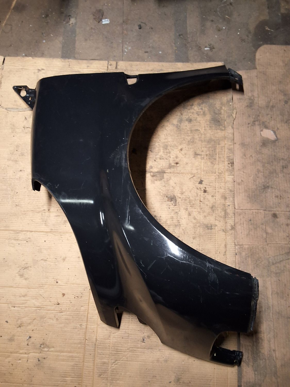 Aile avant gauche noir rayures w450 