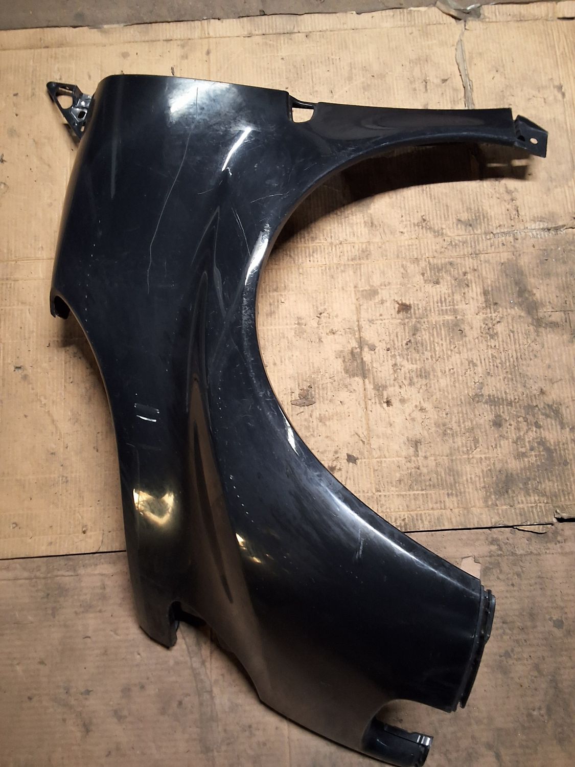 Aile avant gauche w450 noir 