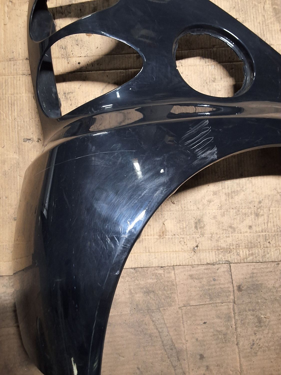 Aile arrière droit W451 noir rayures 