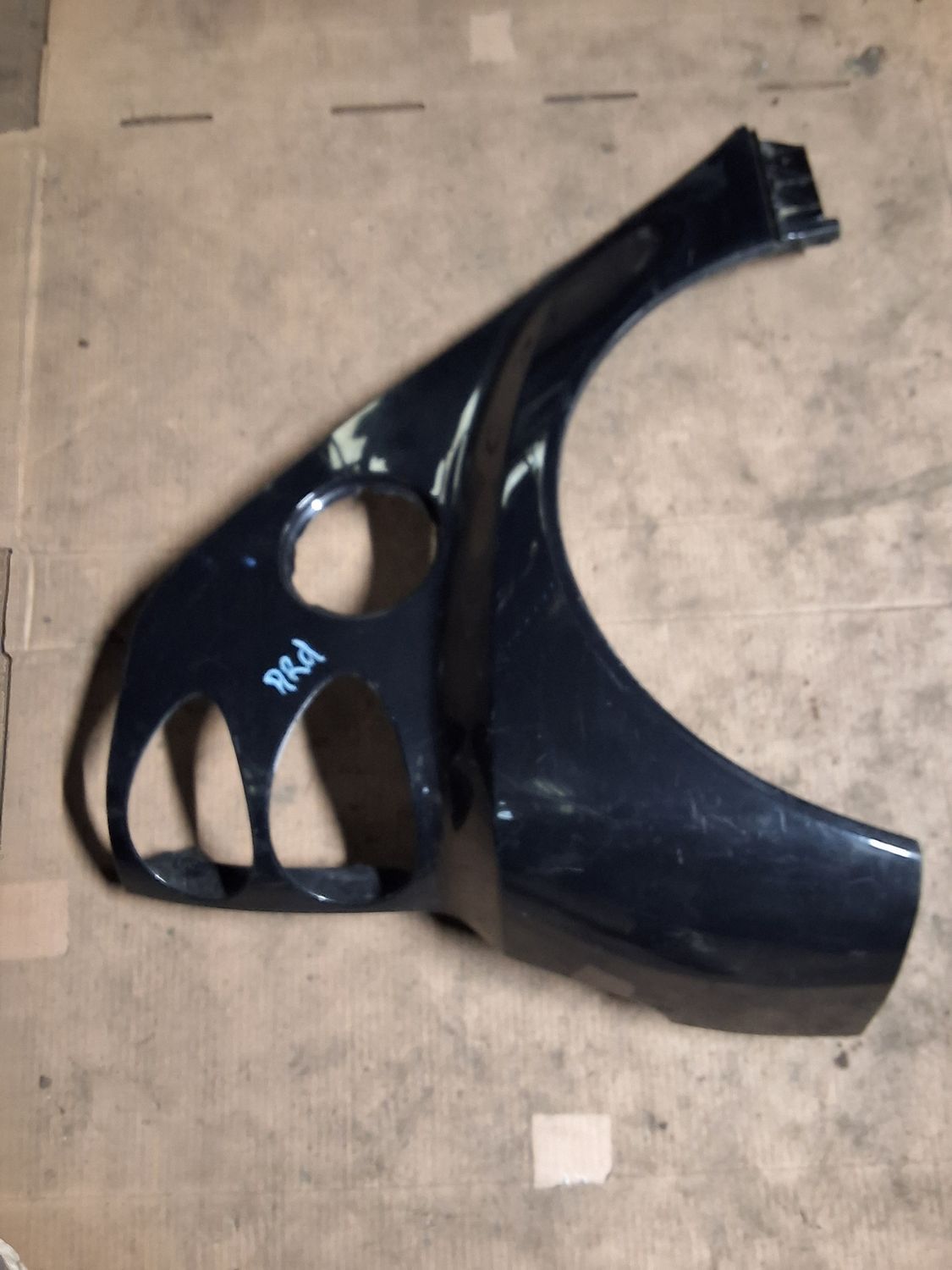 Aile arrière droit W451 noir 