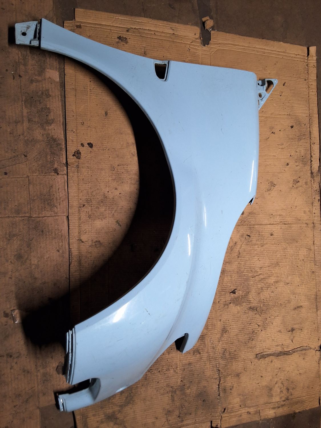 Aile avant droit w450 bleu clair 