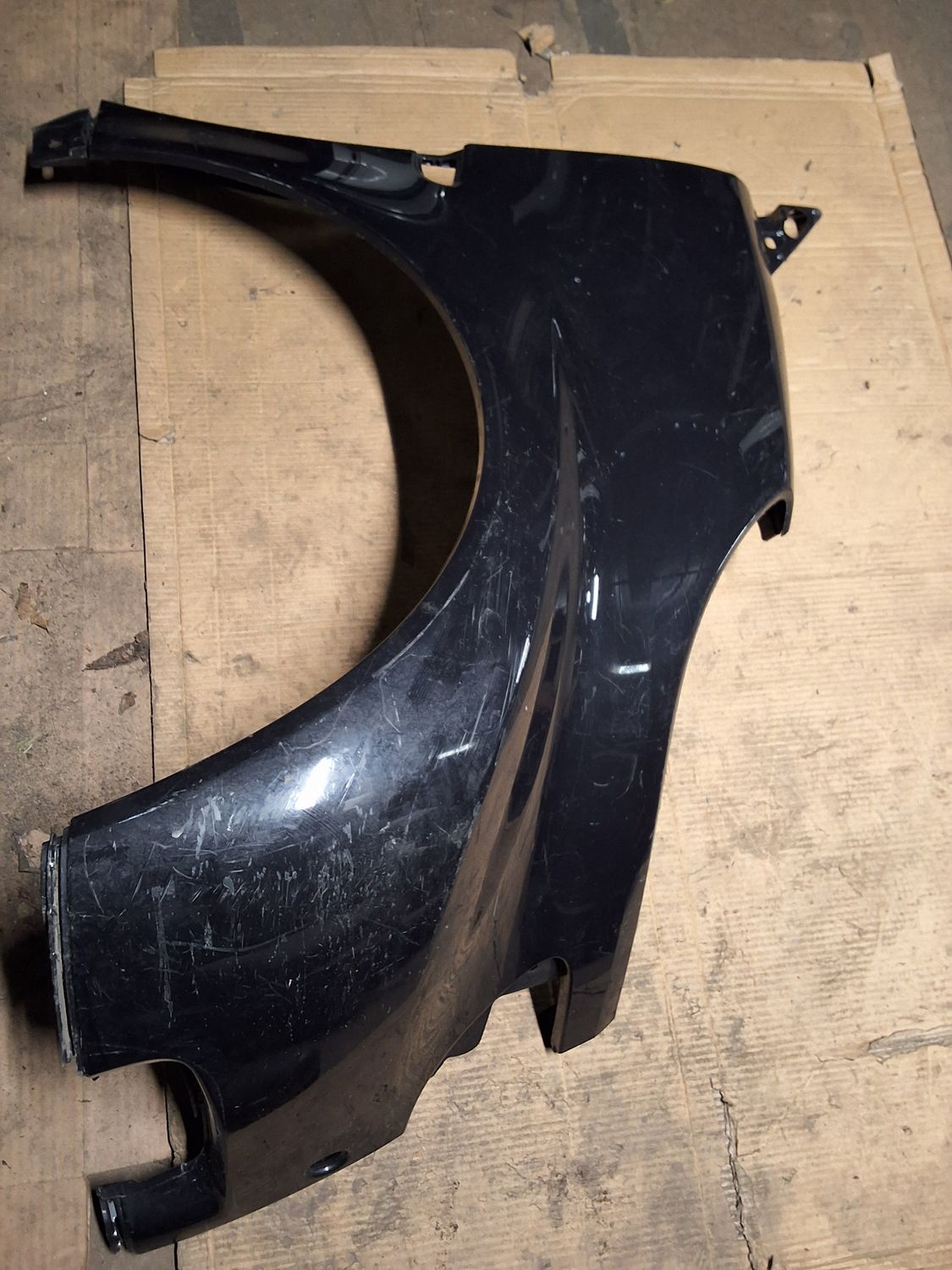 Aile avant droit w450 noir rayures 