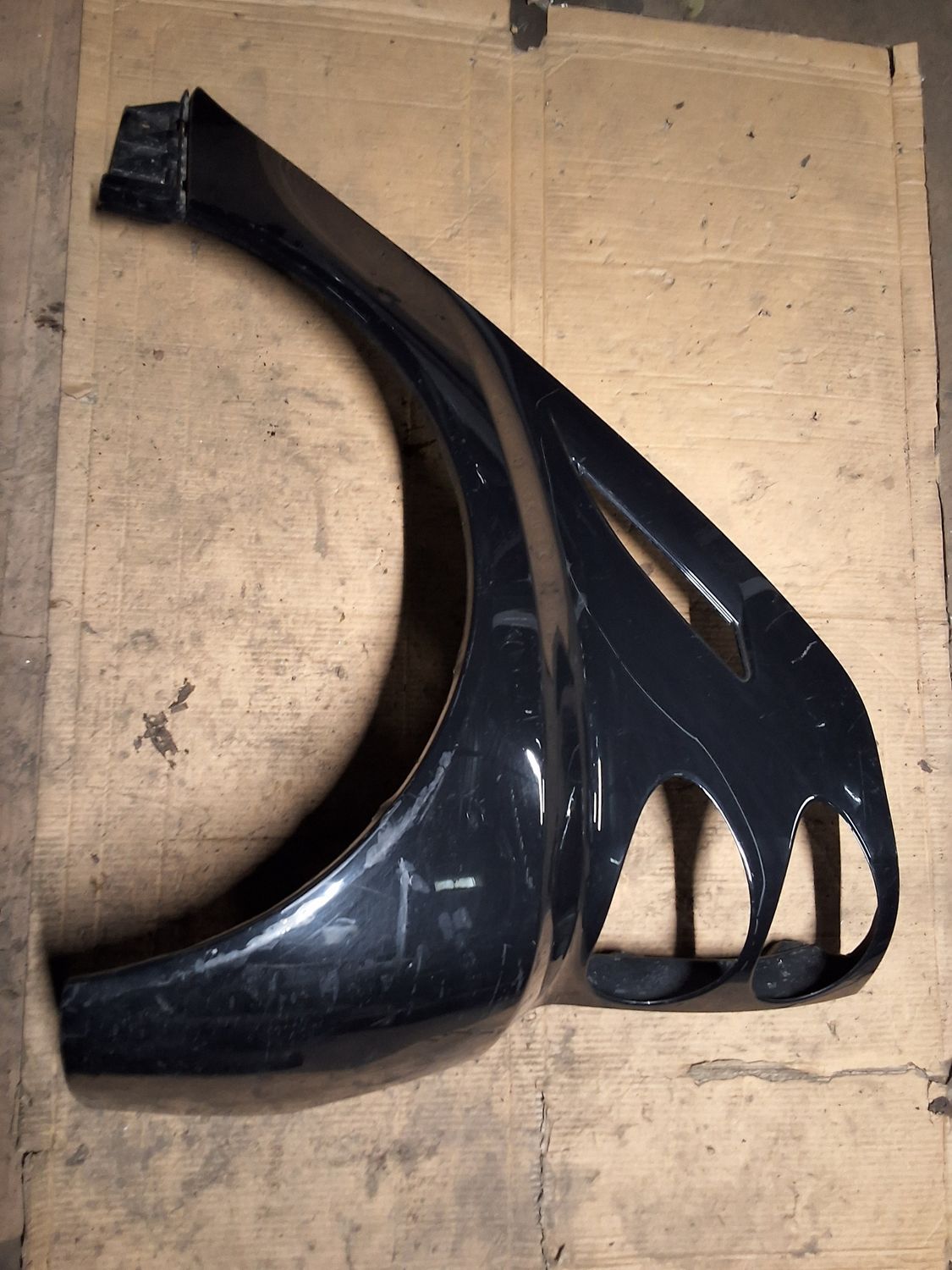 Aile arrière gauche W451 noir rayures 