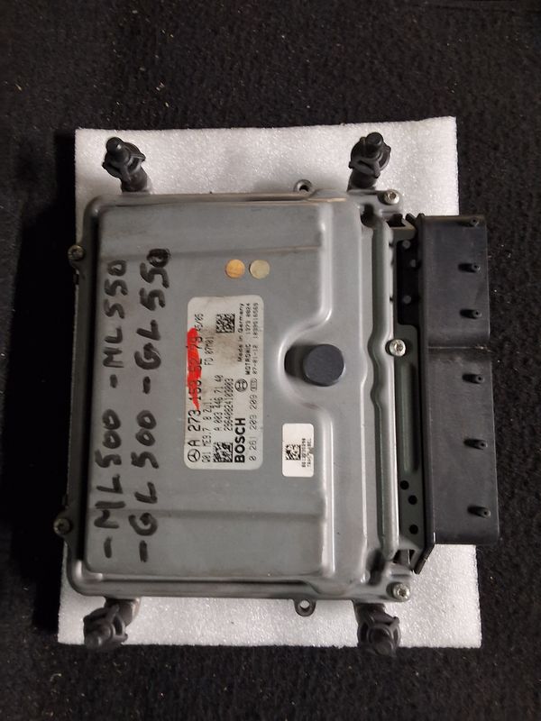 Calculateur moteur ecu om273